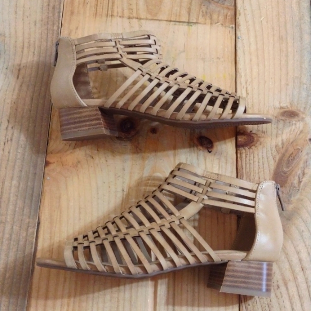 Bella Vita Holden Leather Gladiator Sandal Size 7W NEW - Picture 7 of 12